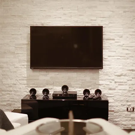 Cube Center Relaxing Apartment